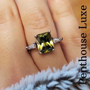 Green Peridot Sterling Silver 925 Ring
